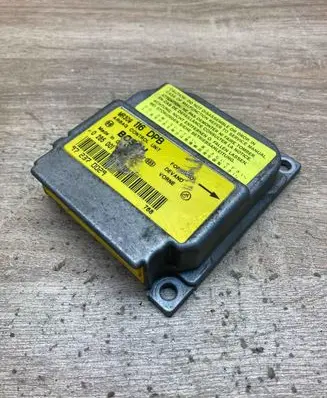 Mitsubishi Carisma Airbag control unit/module 0285001236 972370029