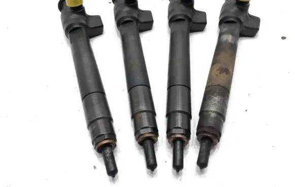 Toyota Proace Fuel injectors set 9674984080