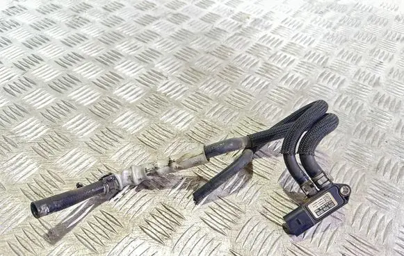 Skoda Fabia Mk2 (5J) Exhaust gas pressure sensor 076906051B