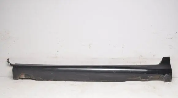 Volvo XC60 Front sill (body part) 