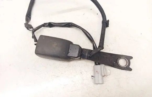 Toyota Corolla Verso AR10 Front seatbelt buckle B480