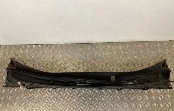 Subaru Outback (BS) Wiper trim 91411AL010 91411AL030