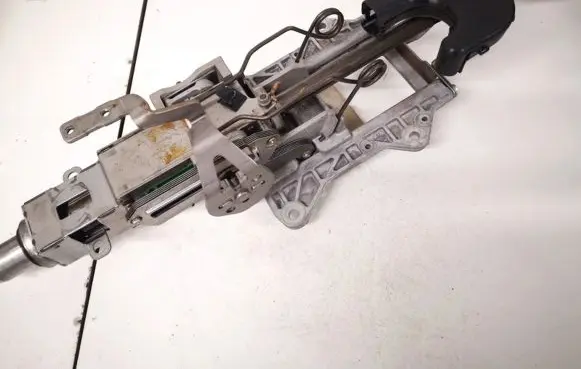 Steering wheel axle