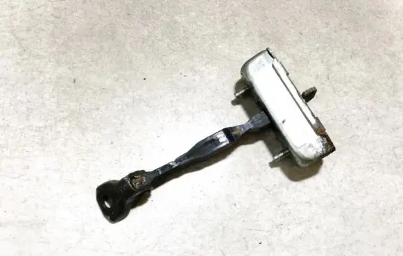 Nissan Qashqai Front door check strap stopper 