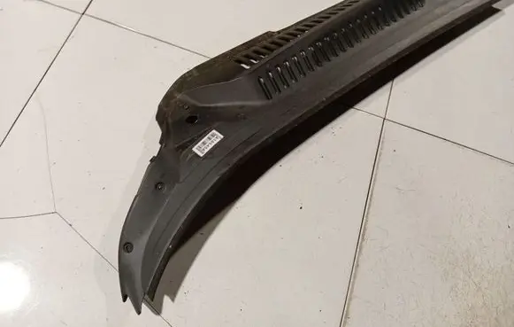 Wiper trim