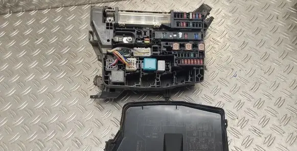 Toyota Auris 150 Fuse box set