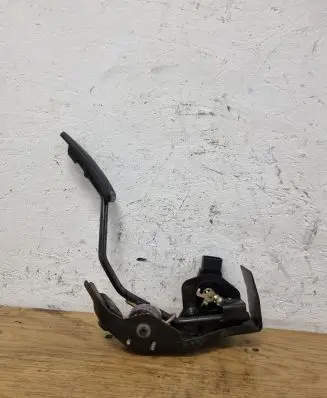 Toyota Corolla Verso AR10 Accelerator throttle pedal 8928152021