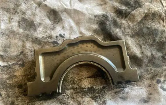 BMW 3 E90 E91 Crankshaft Holder 7797928