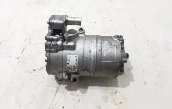 Mercedes-Benz GLC C253 Air conditioning (A/C) compressor (pump) A0008303204