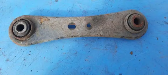Volvo XC70 Front control arm
