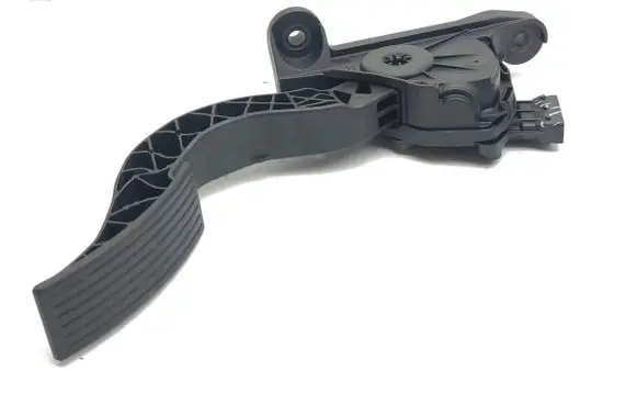 Hyundai i20 (BC3 BI3) Accelerator throttle pedal 32700XXXXX