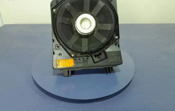 BMW 1 F40 Subwoofer speaker 2622666