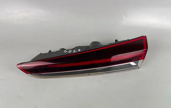 Renault Captur II Tailgate rear/tail lights 265501234R