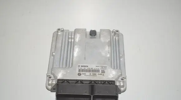 BMW 3 F30 F35 F31 Engine control unit/module 8586540 13618586540 8573789