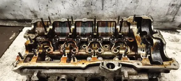 BMW 3 E46 Engine head 75054229