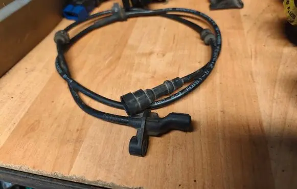 Chrysler PT Cruiser ABS rear brake sensor 04860038AD