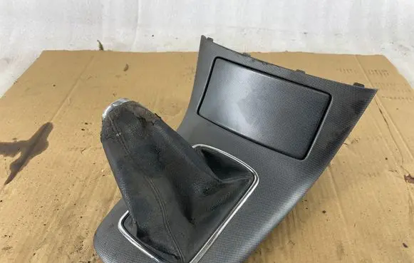 Toyota Avensis T250 Gear shifter surround trim plastic 84932