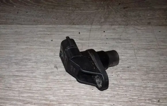 Volvo S80 Camshaft position sensor 0232 103033