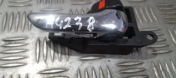 Toyota Avensis Verso Front door interior handle