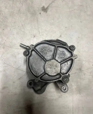 Ford S-MAX Vacuum pump D1651B 2411P
