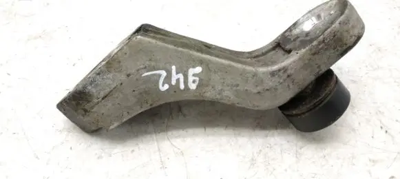 KIA Sportage Engine mounting bracket 218152E100