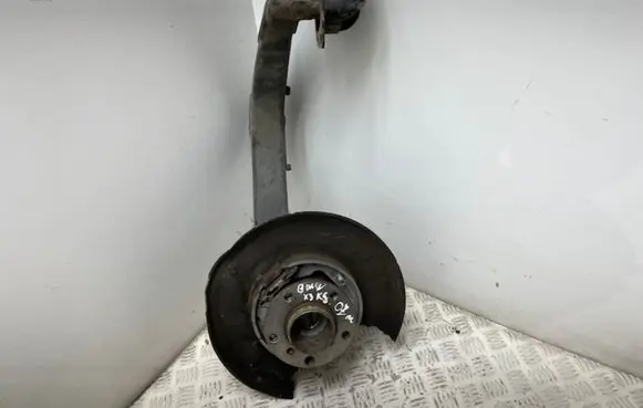 BMW X3 E83 Rear wheel hub 3413251