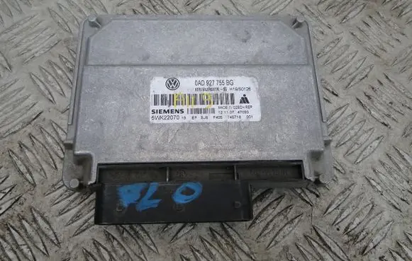 Audi A3 S3 8L Trunk lid opening control unit 0AD927755BG
