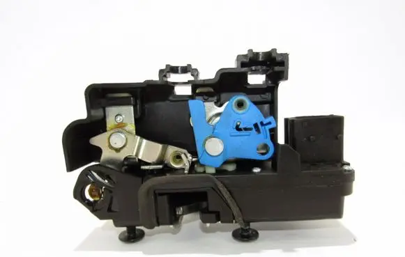 Opel Antara Front door lock