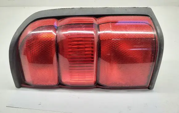 Nissan Patrol Y61 Tailgate rear/tail lights