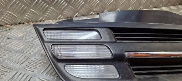 Nissan Micra Front indicator light 89027938