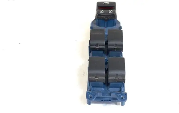 Toyota Avensis T270 Electric window control switch 8404005090