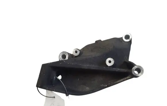 Volkswagen Amarok Engine mounting bracket 03L199307