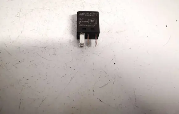 Volkswagen Touran I Other relay 7m0951253c 95vw10k705ea