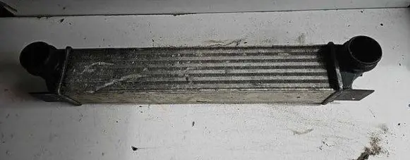 BMW 5 E39 Intercooler radiator PA66GF30