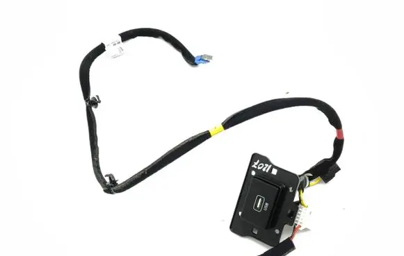 Hyundai Kona I USB socket connector 96120CM500 JACCA88YUSB