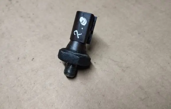 Dodge Caliber Oil pressure sensor 