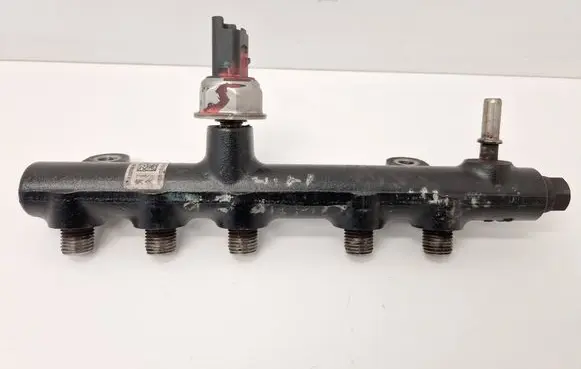 Peugeot 508 Fuel main line pipe 9674300080 28285170 94675G01