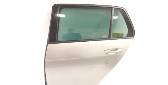 Volkswagen Golf VII Rear door