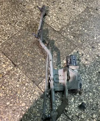 Renault Megane III Front wiper linkage 