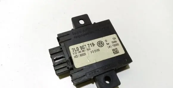 Volkswagen Touareg I Alarm control unit/module 7L0907719
