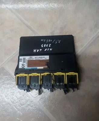 Ford Mondeo Mk III Comfort/convenience module 3S7T15K600SC