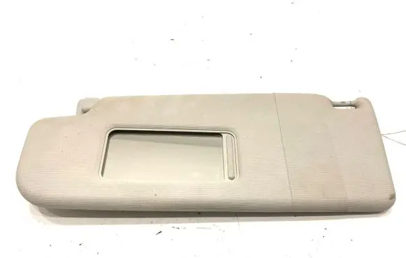 Volkswagen Golf VI Sun visor