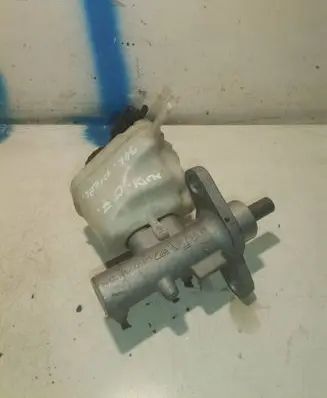 Audi Q7 4L Brake fluid reservoir 