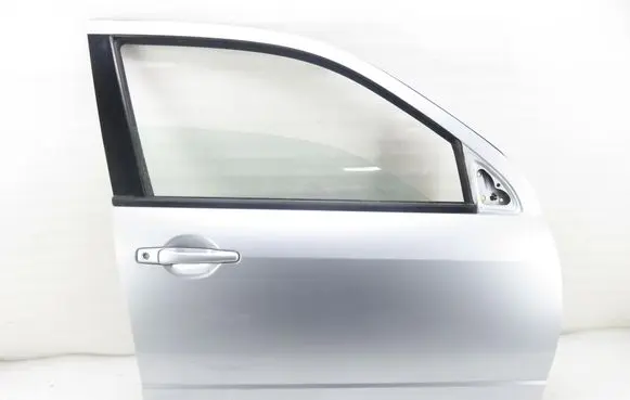 Mitsubishi Outlander Front door 