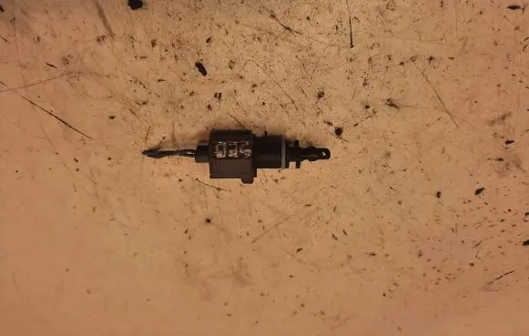 Chrysler Sebring (JS) Mass air flow meter