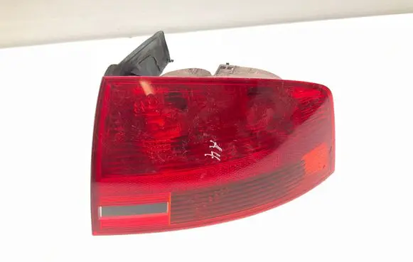 Audi A4 S4 B7 8E 8H Rear/tail lights 8E5945096