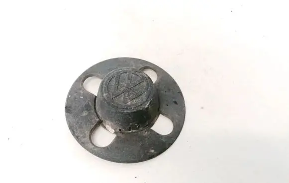 Volkswagen Golf I Original wheel cap 871601171