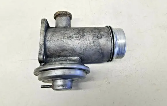 BMW 1 E81 E87 EGR valve 7792077 nr7169