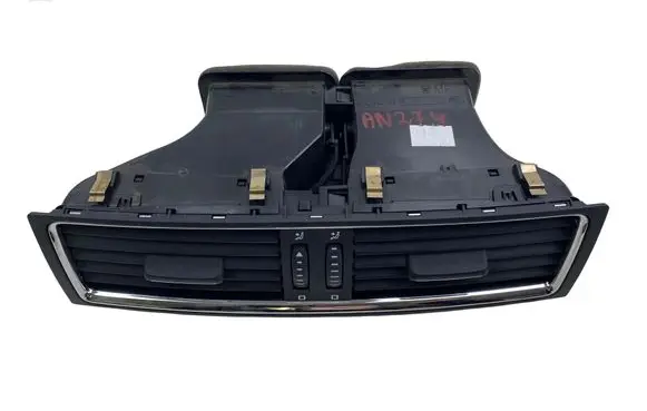 Skoda Superb B6 (3T) Dashboard air vent grill cover trim 3T0820951A