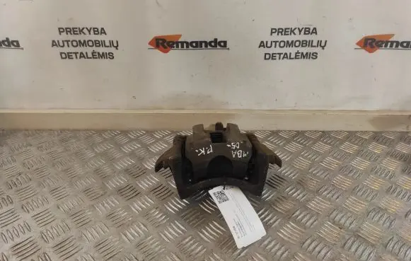 Mercedes-Benz A W169 Front brake caliper 27622